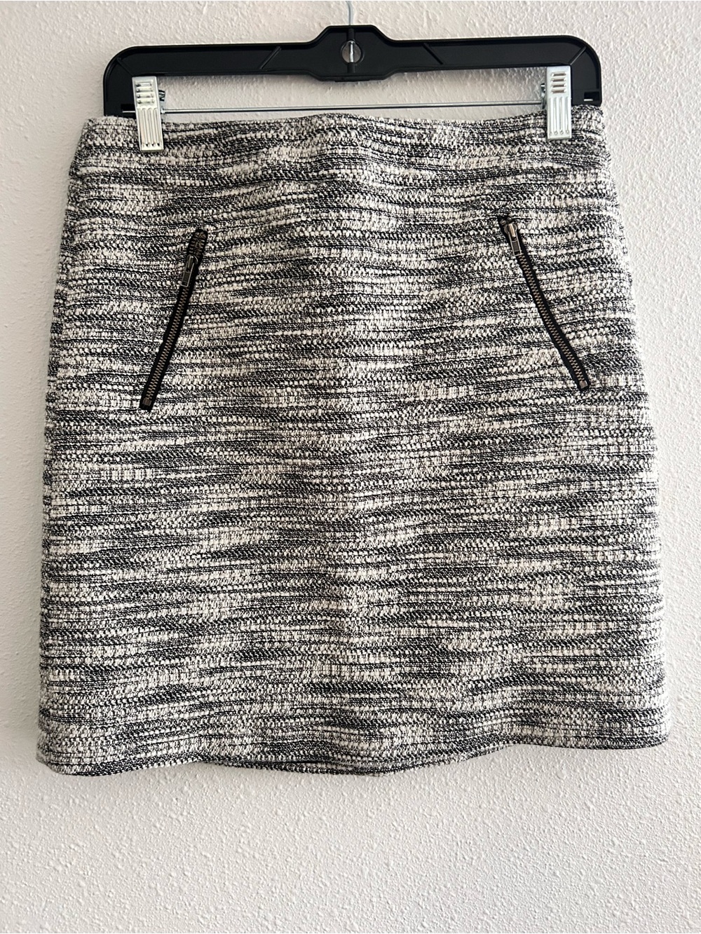 LOFT Black & White Marled Knit Mini Skirt